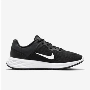 Nike Revolution 6 Next Nature - Women's Road Running Shoes
